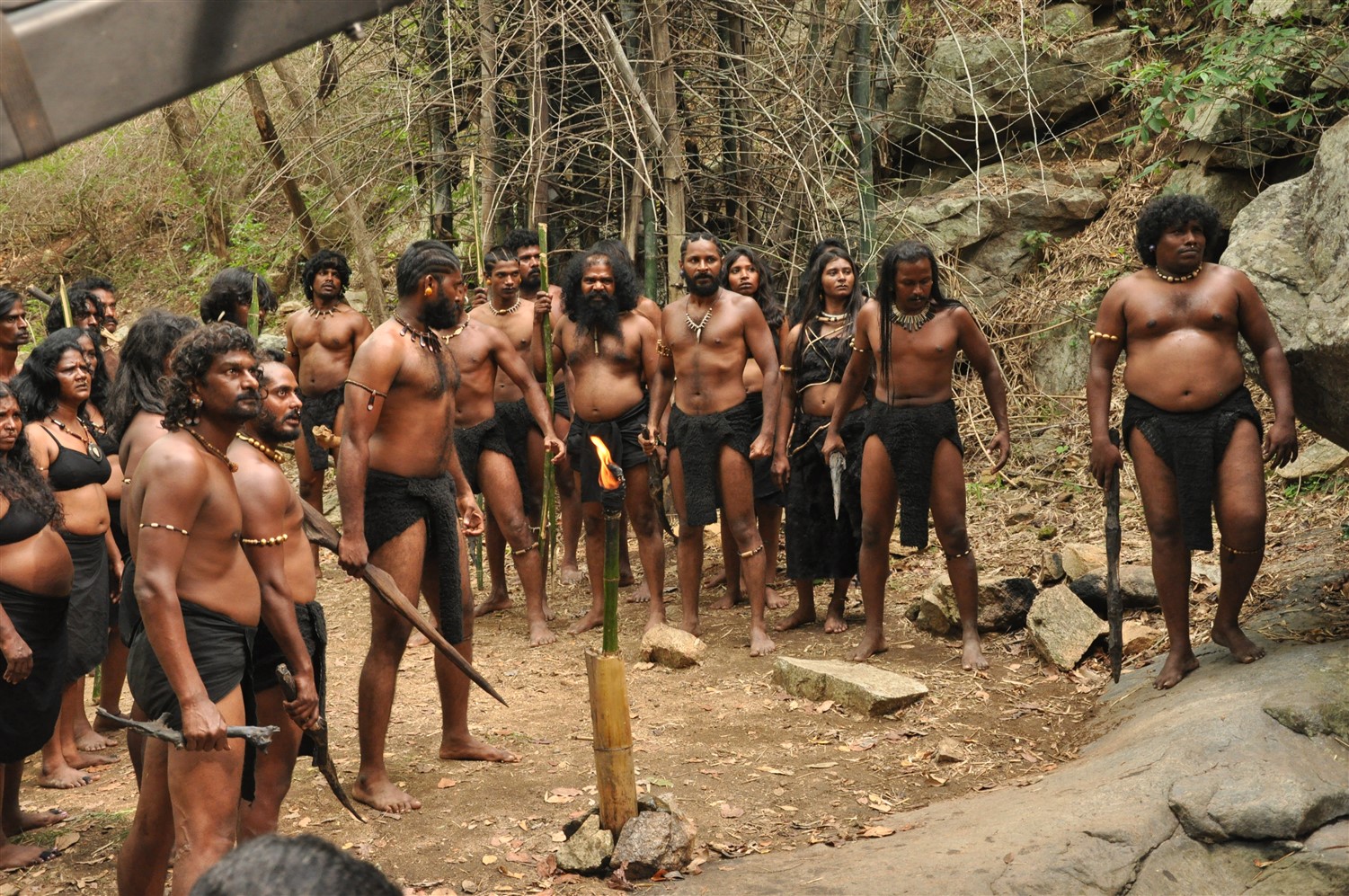 ஹாலிவுட் பட “அபகலிப்டா” பாணியில் உருவான “ஆறாம் வேற்றுமை”