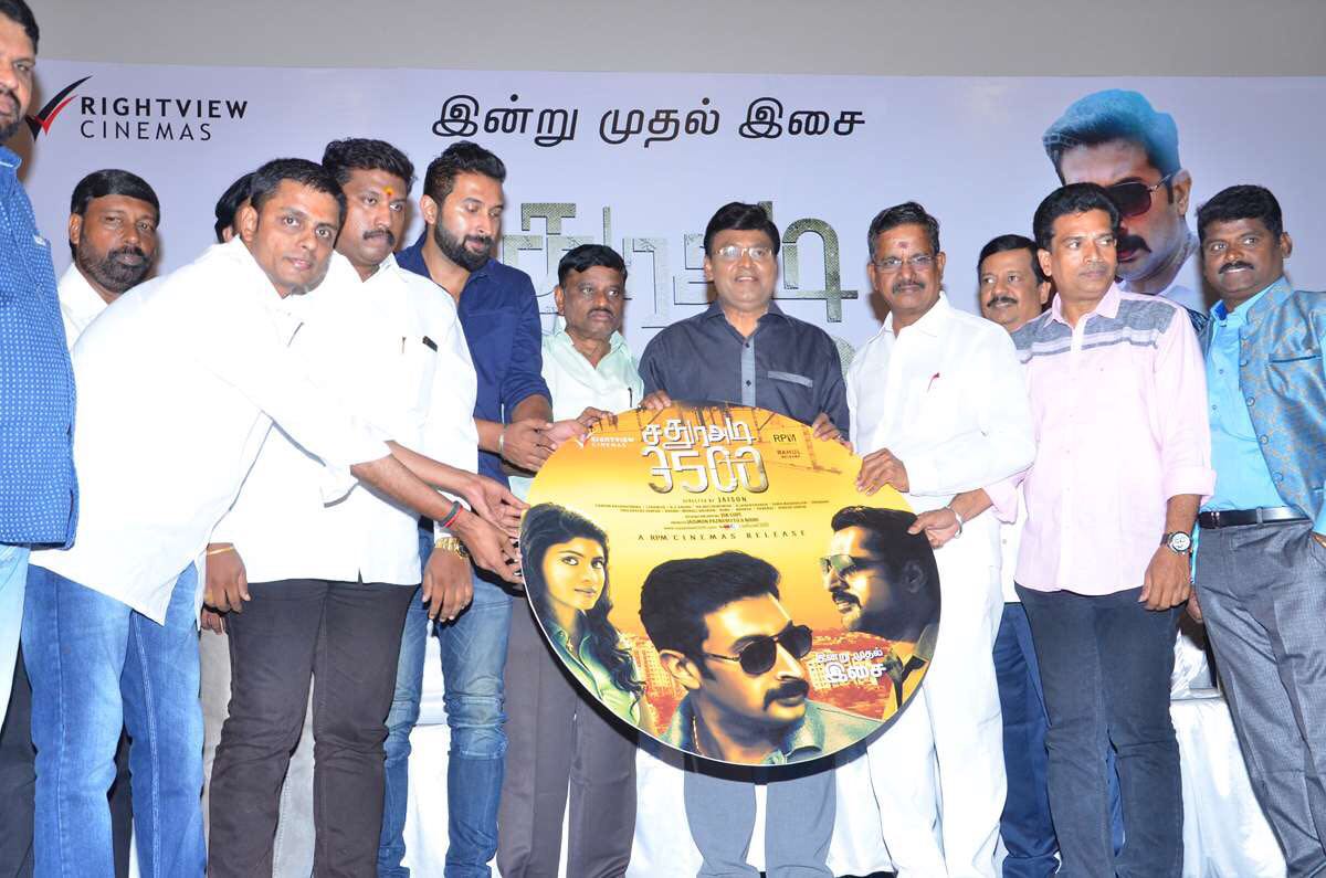 சிறு முதலீட்டு சினிமாவுக்கு முன்னுரிமை வேண்டும் இயக்குனர் வேண்டுகோள்…!