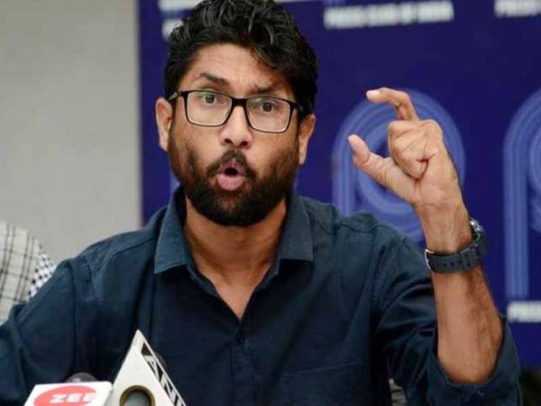 ஆர்.கே.நகரில் நோட்டாவைவிட குறைவான வாக்கு பெற்ற பா.ஜனதா, ஜிக்னேஷ் மேவானி டுவிட்டரில் கேலி