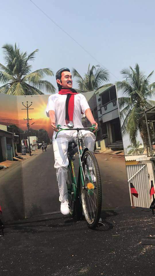 ஈரோடு திமுக மாநாட்டுக்கான பிரச்சாரத்தில் ஸ்டாலின் நவீன பொம்மை!