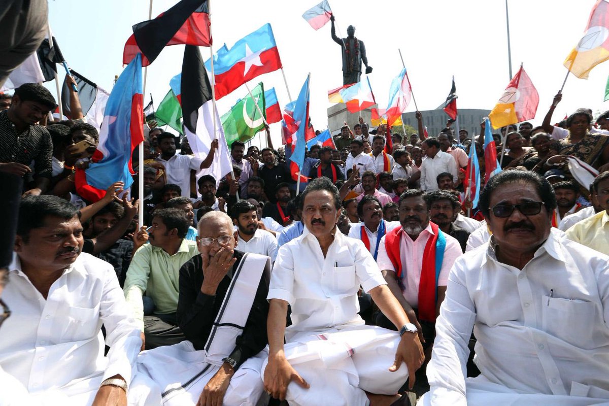 காவிரி பிரச்னைக்கான முழு அடைப்பு  முழு வெற்றி! – ஸ்டாலின் ஹேப்பி