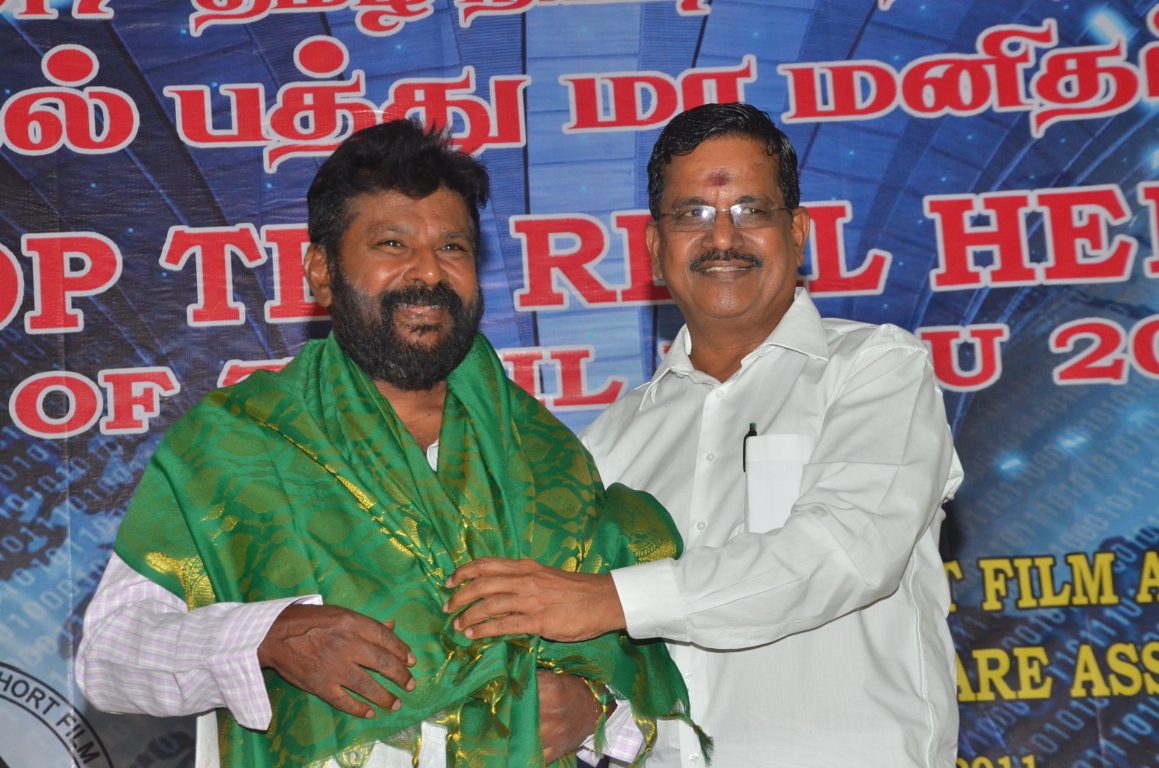 எடிட்டர் லெனின், டிராபிக் ராமசாமிக்கு “மா மனிதன்” விருது தாணு வழங்கினார்..!