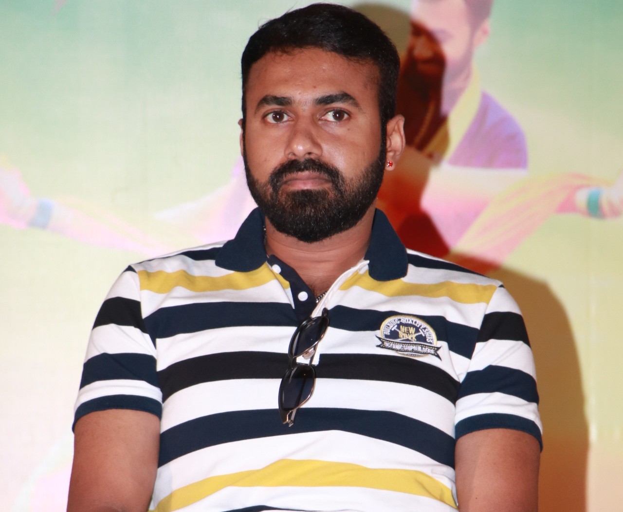 கிராமம், நகரம் என 2 விதமான வாழ்க்கை முறையை சொல்லும் “ரீல்” படத்தில் இத்தாலி நாயகன்!
