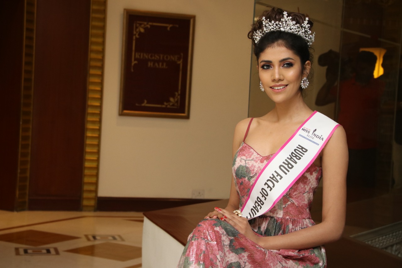 மிஸ் இந்தியா எலைட் 2019 பட்டம் வென்ற அழகி அபூர்வி சைனிக்கு விஜய்சேதுபதிதான் பிடிக்குமாம்..!
