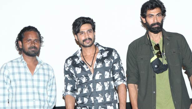 காடன் படத்தின் ஒளிப்பதிவாளரை பாராட்டிய  ராணா, விஷ்ணு விஷால்!