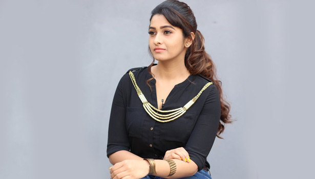 கிண்டலடித்த நெட்டிசன்களுக்கு பதிலடி கொடுத்த பிரியா பவானி சங்கர்!