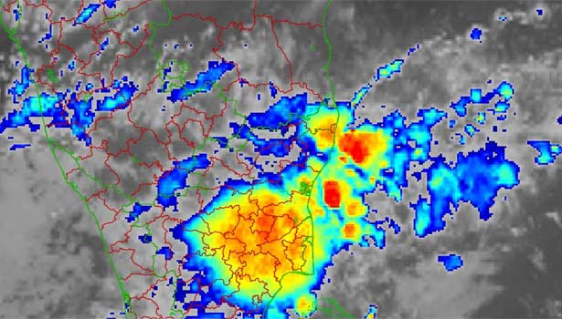 பொதுமக்கள் கவனமாக இருங்கள்… 17 மாவட்டங்களில் இடியுடன் கூடிய கனமழைக்கு வாய்ப்பு!