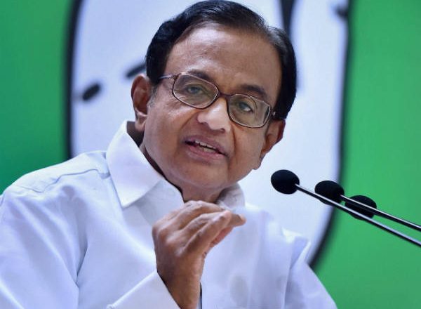 இந்தியா சுதந்திரம் அடைந்தது 2014ம் ஆண்டு என்று வரலாற்றை மாற்றி எழுதினாலும் எழுதுவார்கள் என்கிறார் ப.சிதம்பரம்