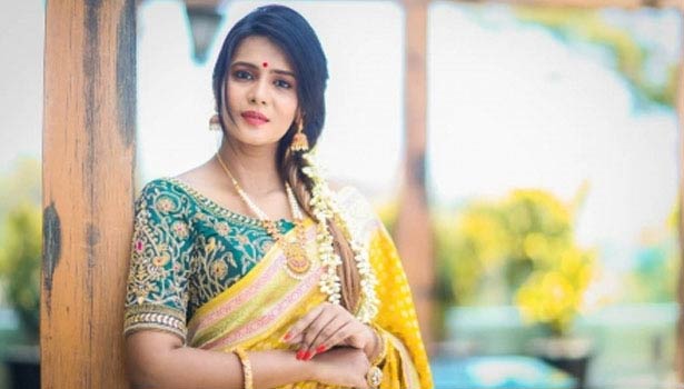 நடிகை மீரா மிதுன் கைது!