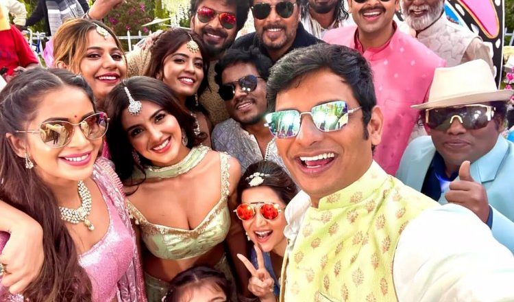 காமெடியும், காதலும் கலந்த கலவை காபி வித் காதல்