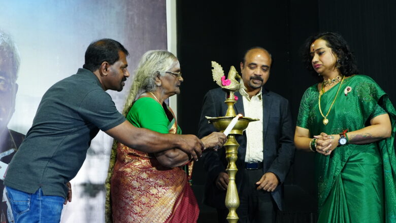 டேனியல் பாலாஜி நடித்த கடைசி படமான ‘ஆர் பி எம் (RPM) ‘ படத்தின் டிரெய்லரை அவரது தாயார் வெளியிட்டார்!