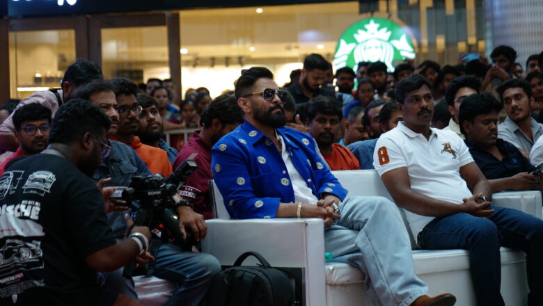 ‘வீரதீர சூரன் பார்ட் 2 ‘ படத்தின் வெளியீட்டுக்கு முன் பெங்களூரூவில் விளம்பரப்படுத்தும் நிகழ்வு