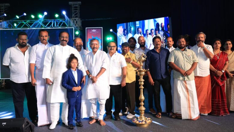 கவி பேரரசு’ வைரமுத்து வெளியிட்ட சித்தார்த் பன்னீரின் ‘மிஸ் மேல கிரஷ்’ பான் இந்திய வீடியோ ஆல்பம்!