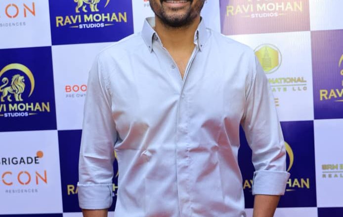 என்னையும் ரவியையும் போல அனைத்து நடிகர்களும் தயாரிப்பு நிறுவனம் தொடங்கினால் பல நல்ல விஷயங்கள் வெளியாகும் – நடிகர் சிவகார்த்திகேயன்