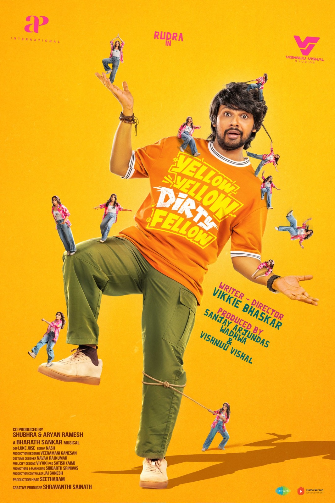 காதல் வாழ்க்கையை புதுமையாக பேசும் “யெல்லோ யெல்லோ டர்டி ஃபெல்லோ” படத்தின் ஃபர்ஸ்ட் லுக்